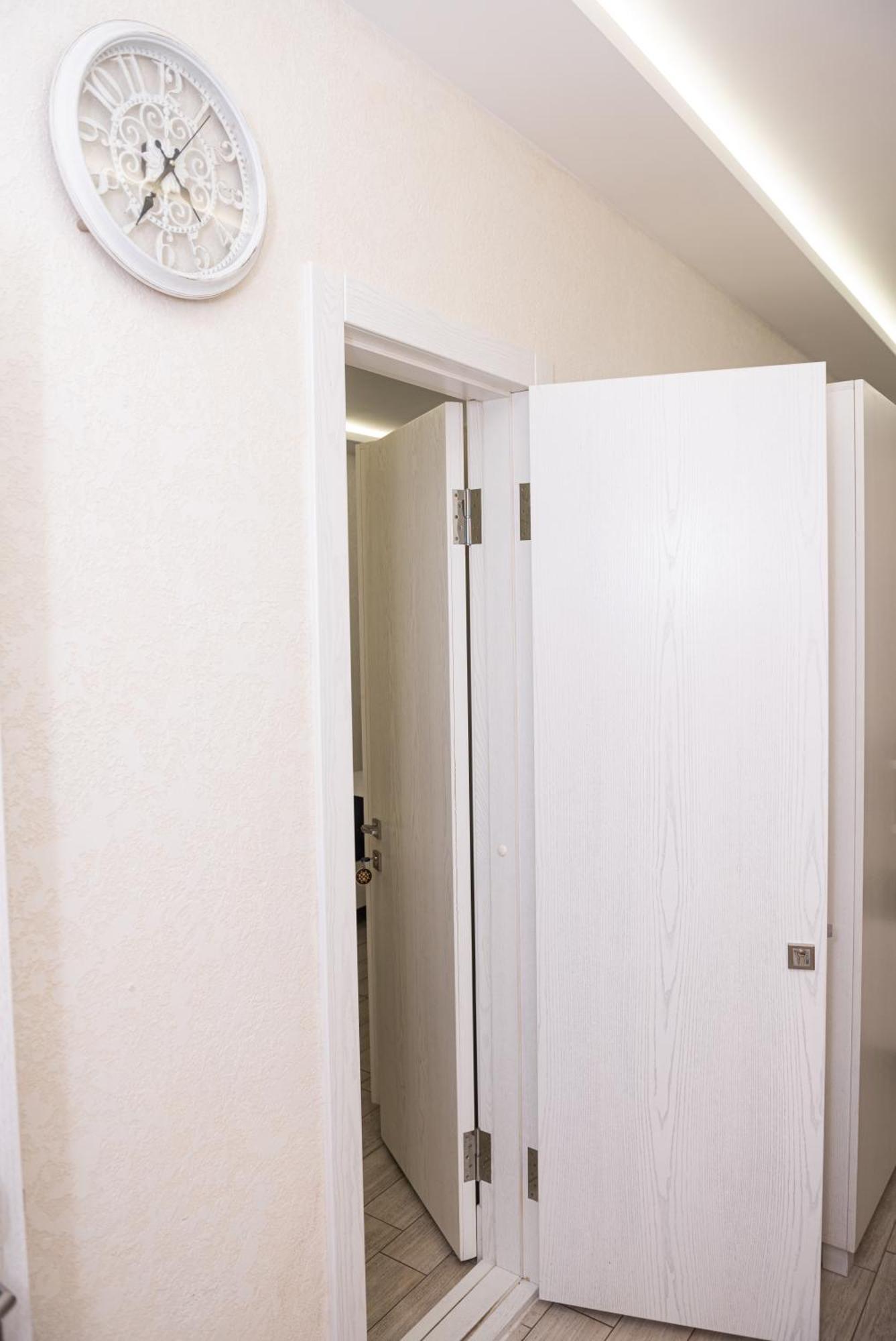 Hoshen Hotel Umanʼ エクステリア 写真